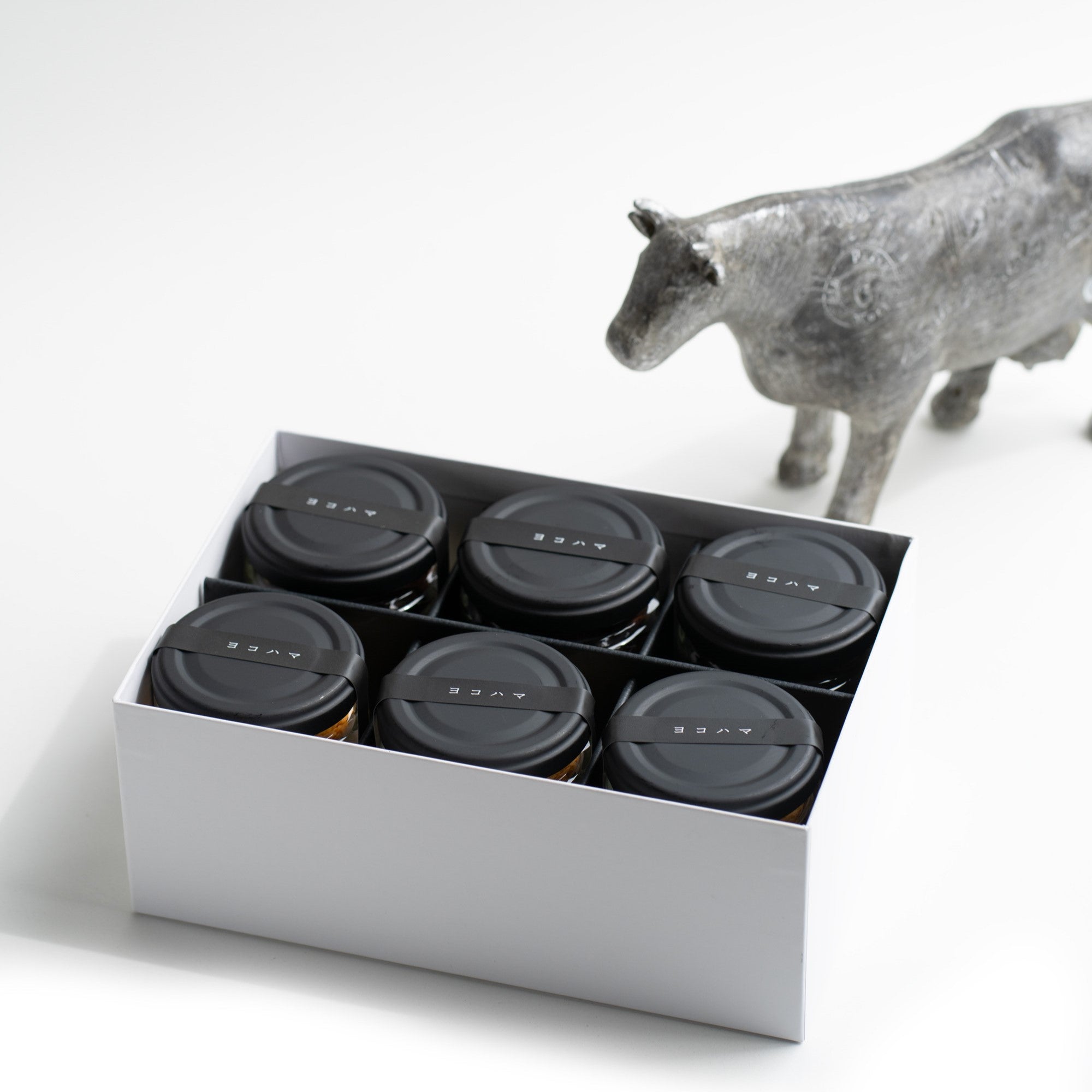 パクチー　853535 オプションお写真2枚目掲載 PR ＼イエベの正解チーク。毛穴も消える、多幸感パレット／ ​最近これ