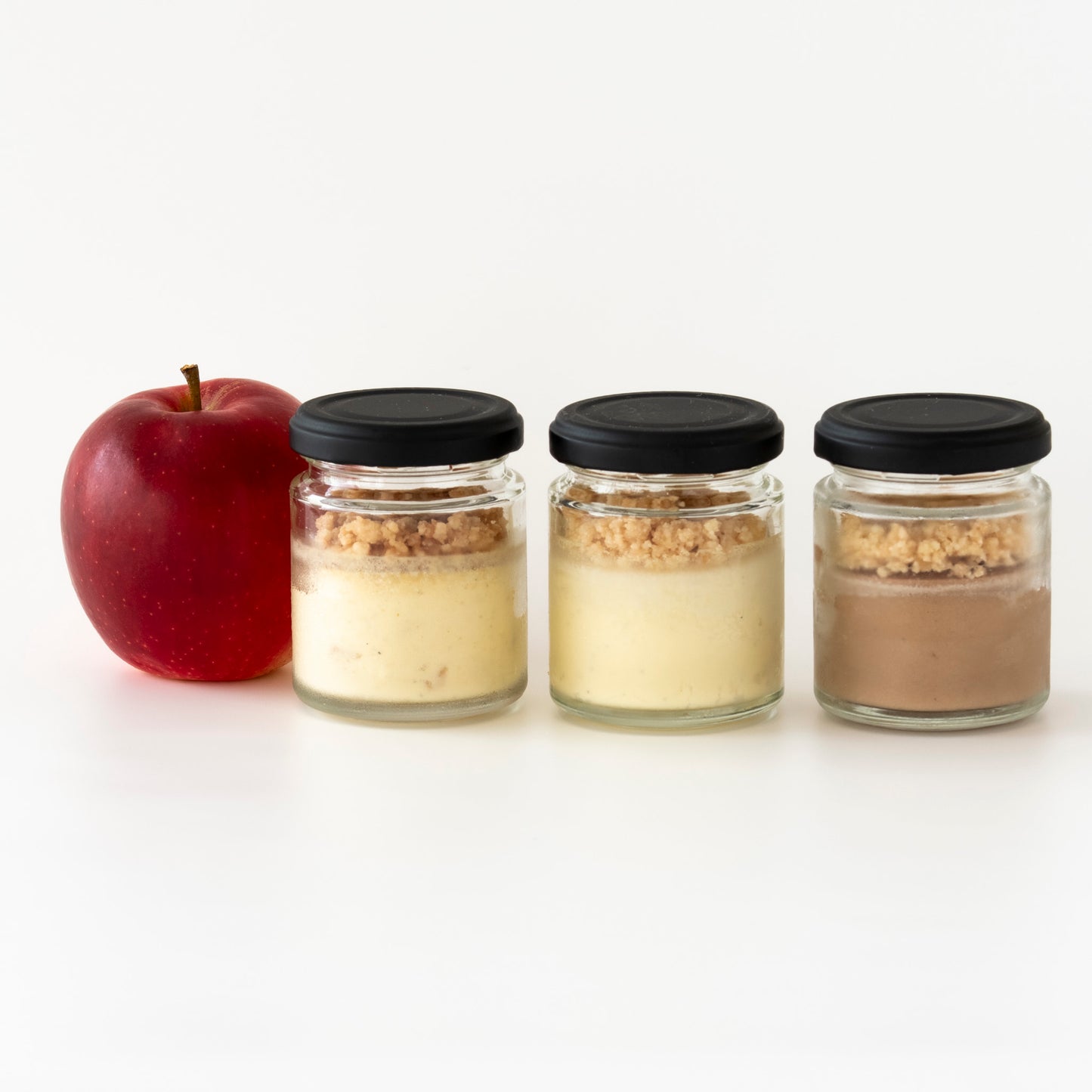 
                  
                    ヨコハマチーズケーキ(通称ハマチ―)定番チーズ、ショコラ、飛騨りんご 3種のアソート化粧箱セット
                  
                