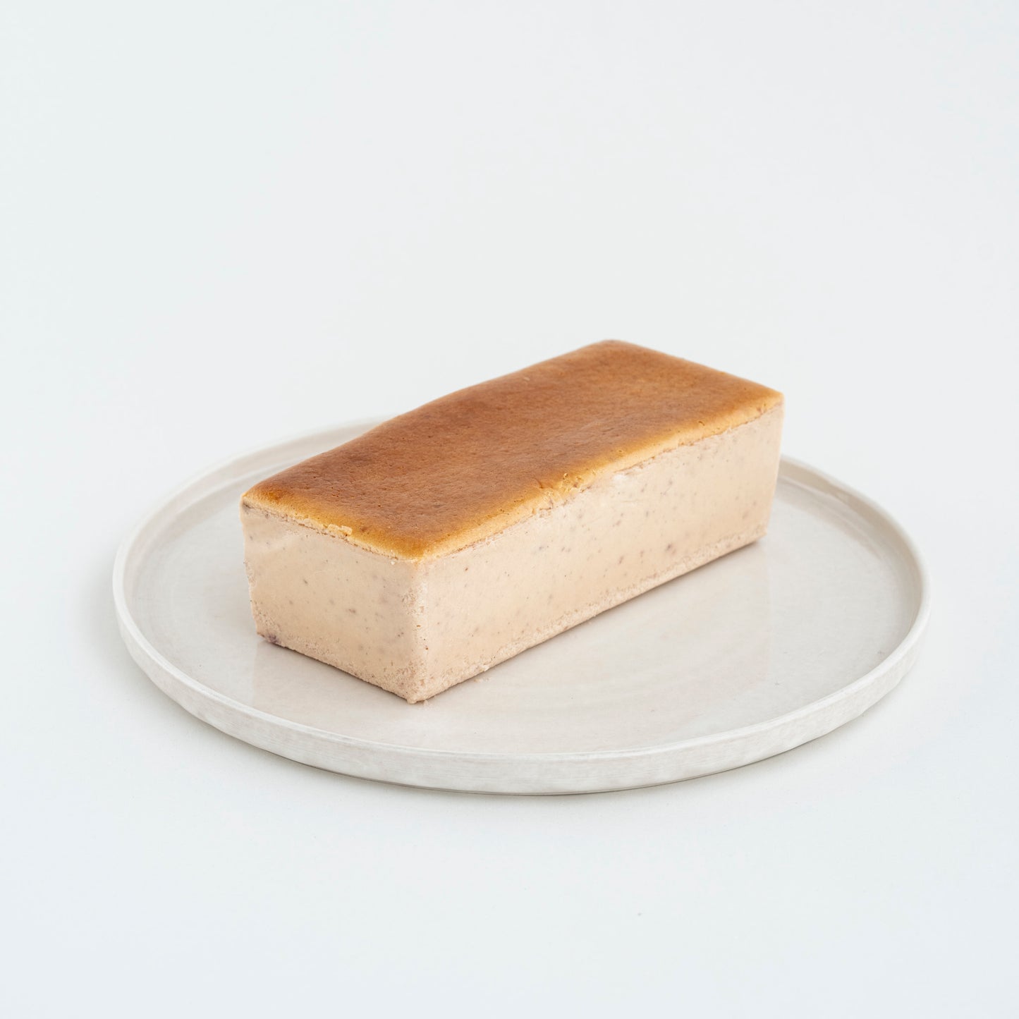 
                  
                    国産いちごとホワイトチョコレートチーズテリーヌ（カット無し）
                  
                