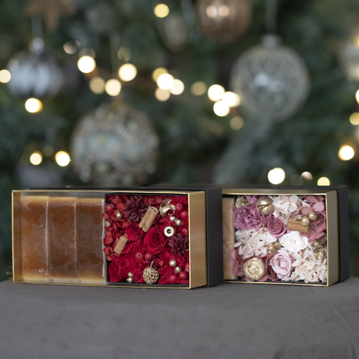 プリザーブドフラワー×チーズテリーヌ3個入りギフトセット（赤系orピンク系)